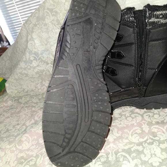 Sporto Boots - Picture 3 of 3